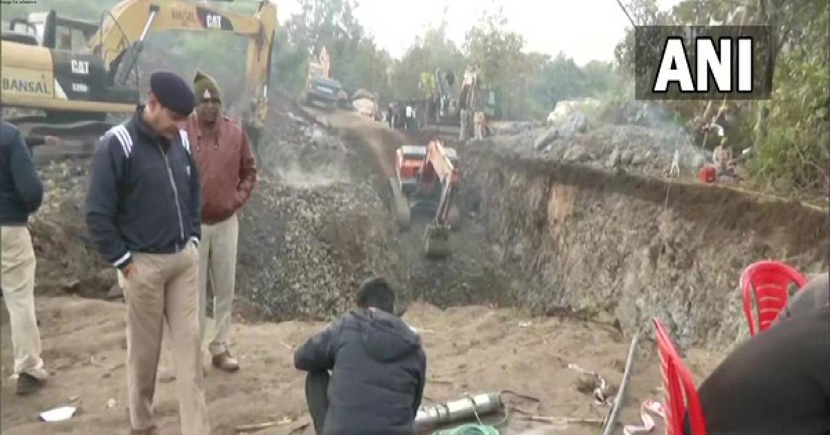 Child in borewell: Betul rescue op crosses 38 hours in MP